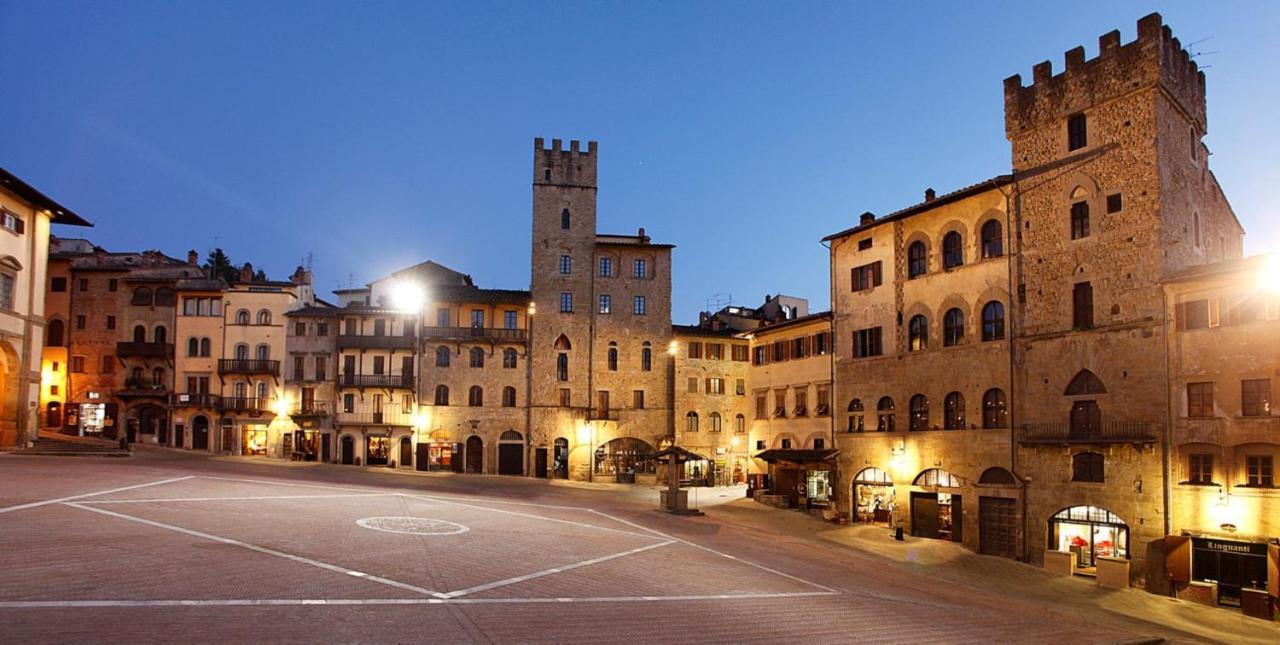 Ale House Hotell Arezzo Eksteriør bilde