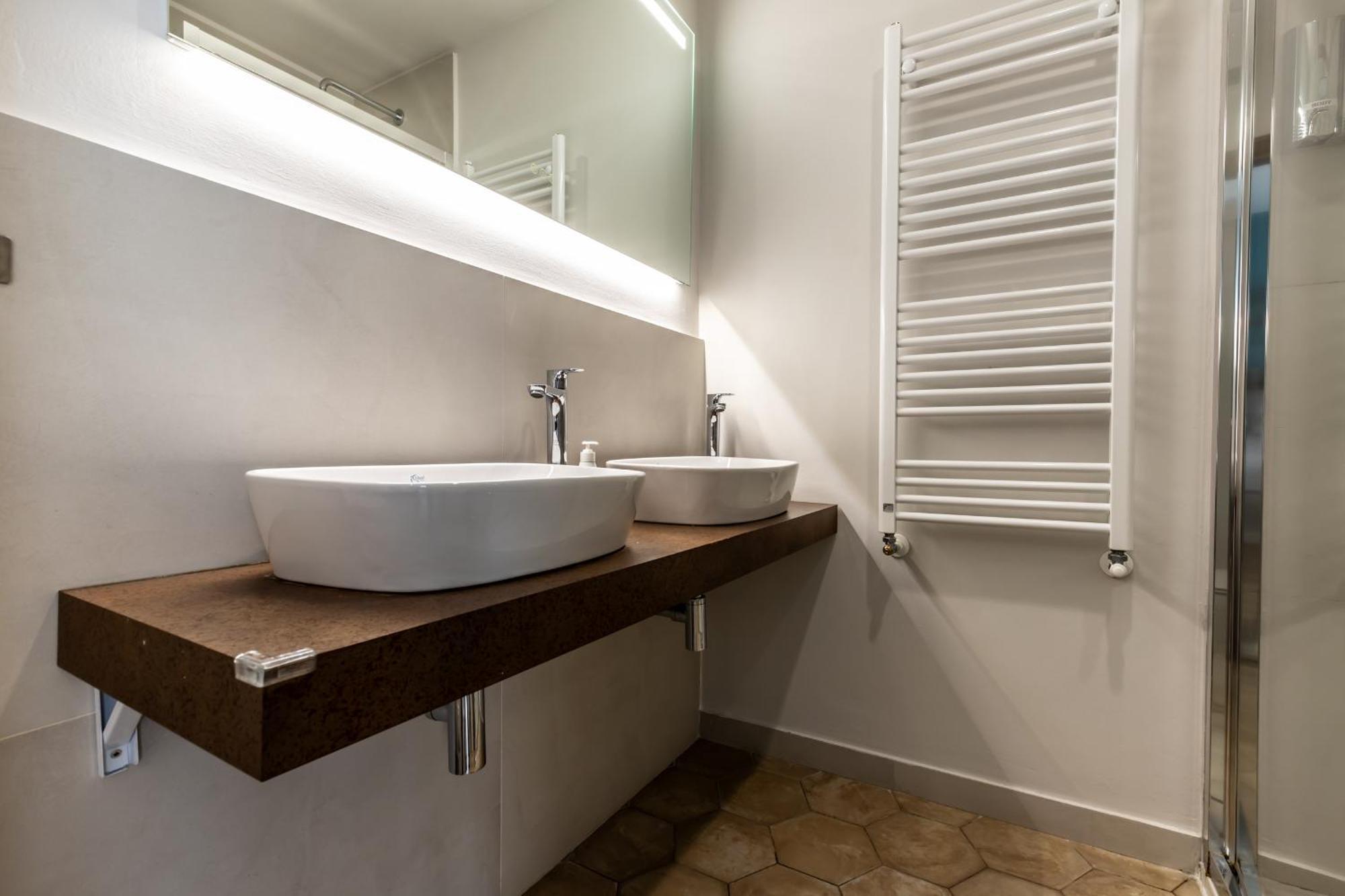Ale House Hotell Arezzo Eksteriør bilde
